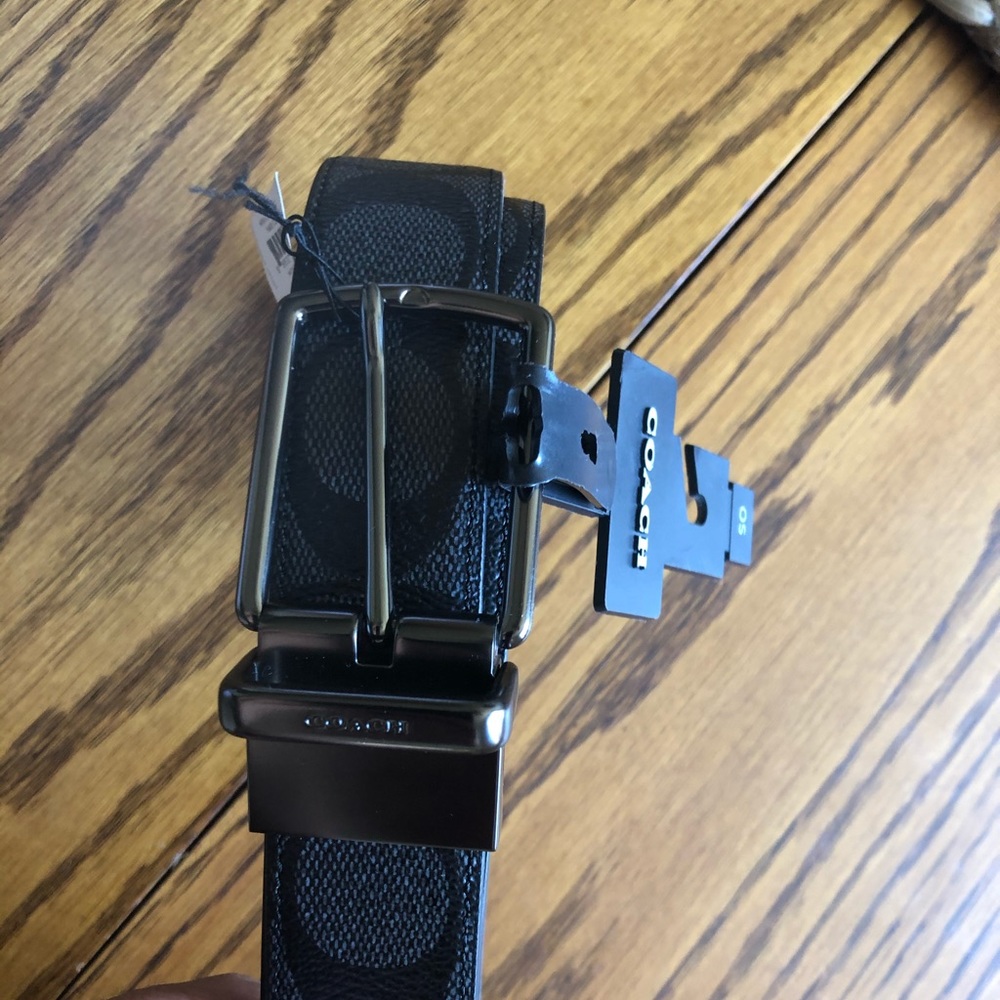 Men’s Coach belt